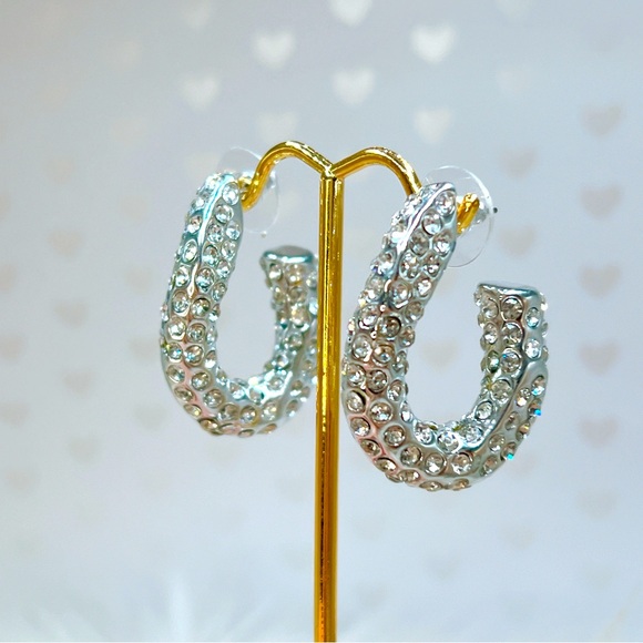 Silver crystal pave huggie earrings 1.25” 🌟 gorgeous lightweight - Picture 9 of 9